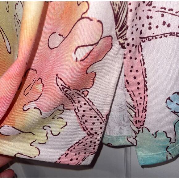 Soft Surroundings Cerina Coral Reef 3/4 Sleeve Pullover Top With Side Slits - Picture 4 of 5